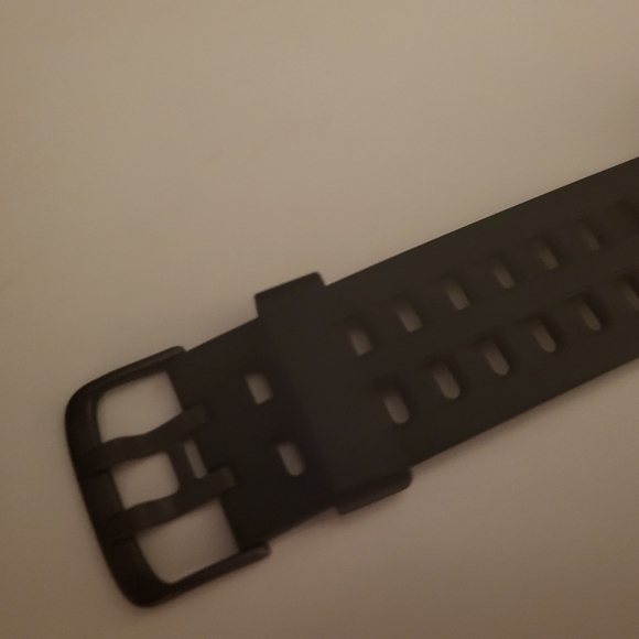 Yamay - Black Smart Fitness Watch with charger - Picture 6 of 13